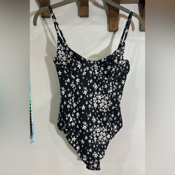 NWT Onia Chelsea Floral Liberty Starry Night One-Piece Swimsuit Black White S - Picture 4 of 11